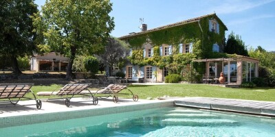 7 room  Villa for sale in Grasse, France