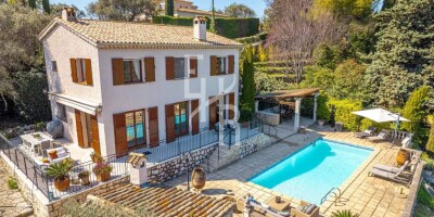 7 room  Villa for sale in Vence, France