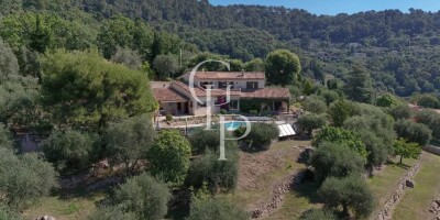 6 room  Villa for sale in Grasse, French Riviera