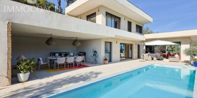 6 room  Villa for sale in La Londe-les-Maures, French Riviera