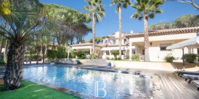 7 room  Villa for sale in Saint-Raphaël, France