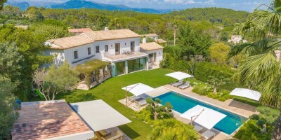 7 room  Villa for sale in Mougins, France
