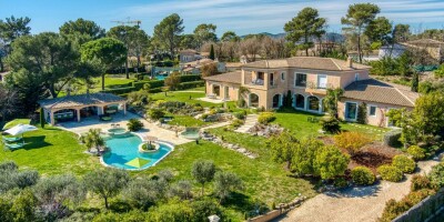 7 room  Villa for sale in Mougins, French Riviera
