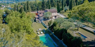 10 room  House for sale in Mougins, France