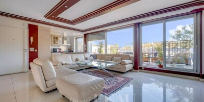 7 room  Apartment for sale in Versailles, France