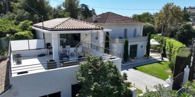 9 room  House for sale in Cannes, French Riviera