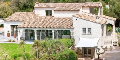6 room  Villa for sale in Mougins, France