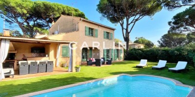 5 room  Villa for sale in Saint-Tropez, France