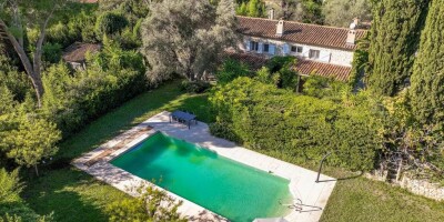 8 room  Farmhouse for sale in Mougins, France