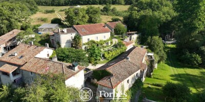 20 bedroom  House for sale in Angoulême, France