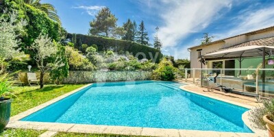 6 room  Villa for sale in Mougins, French Riviera