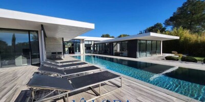 5 room  House for sale in Brignoles, France