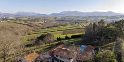 8 room  House for sale in Ustaritz, France