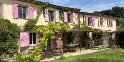 10 room  Villa for sale in Sanary-sur-Mer, France