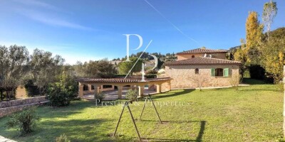 Villa for sale in Mougins, French Riviera