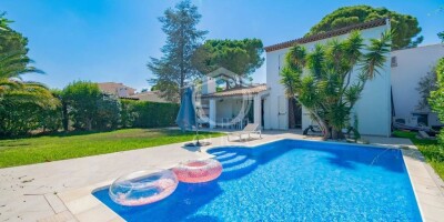 5 room  Villa for sale in Villeneuve-Loubet, French Riviera
