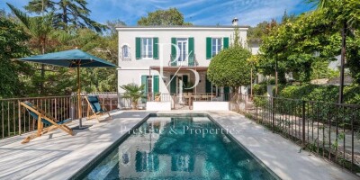 8 room  Villa for sale in Cannes, France