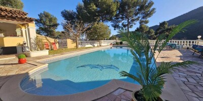 8 room  Villa for sale in La Valette-du-Var, France