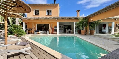 5 room  Villa for sale in Sainte-Maxime, France