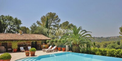 7 room  Villa for sale in Mougins, French Riviera