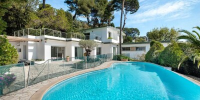 Villa for sale in Cannes, France