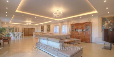 Villa for sale in La Colle-sur-Loup, French Riviera