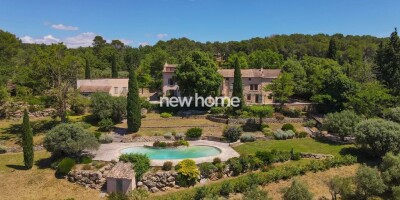 19 room  House for sale in Lorgues, France