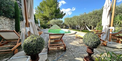 7 room  Villa for sale in Cavaillon, French Riviera
