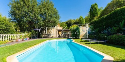 4 bedroom  House for sale in Éguilles, France
