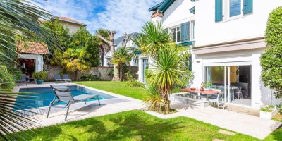 10 room  House for sale in Biarritz, France