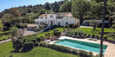 10 room  House for sale in Valbonne, French Riviera