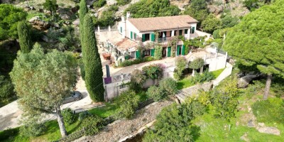 8 room  Villa for sale in Le Lavandou, France