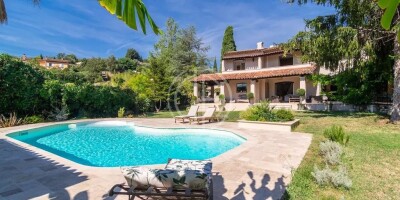6 room  Villa for sale in Mougins, French Riviera
