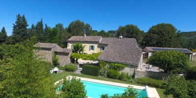 13 room  Villa for sale in Vaison-la-Romaine, France