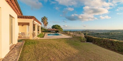 3 bedroom  Villa for sale in Villeneuve-Loubet, France
