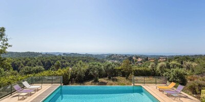 6 room  House for sale in La Gaude, France