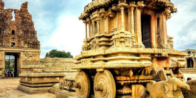 Madurai to Kerala luxury tour package Kavi Tours