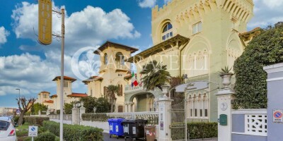 30 room  Hotel for sale in Leghorn, Tuscany