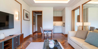 Elena 1bedroom Apartment with Mountain View