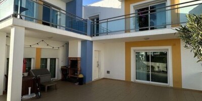 3 bedroom  House for sale in Ericeira, Lisbon