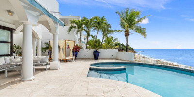 Oceanfront 3-Bedroom Villa with Private Beach Access in Prestigious Shore Pointe St. Maarten
