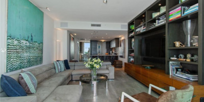 Photo of Apartment complex for sale in Miami, United States-medium-0