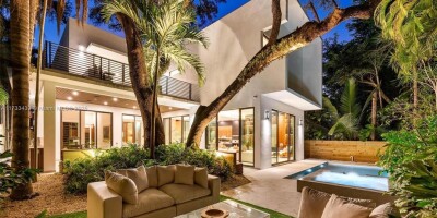 Villa for sale in Miami, Florida