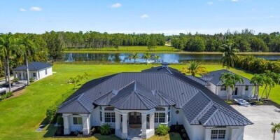 Villa for sale in Lake Worth, Florida