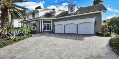 5 bedroom  Villa for sale in Pompano Beach, Florida