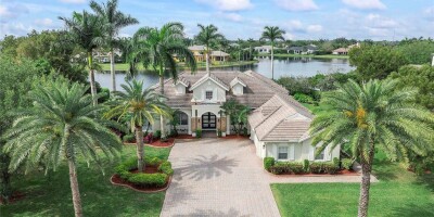 5 bedroom  Villa for sale in Davie, Florida