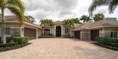 Villa for sale in West Palm Beach, Florida