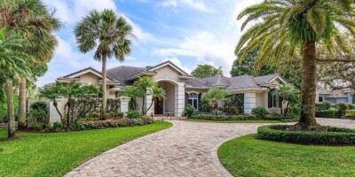 4 bedroom  Villa for sale in Palm Beach Gardens, Florida