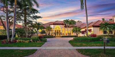 4 bedroom  Villa for sale in West Palm Beach, Florida
