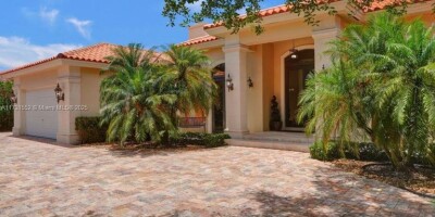 5 bedroom  Villa for sale in Palmetto Bay, United States